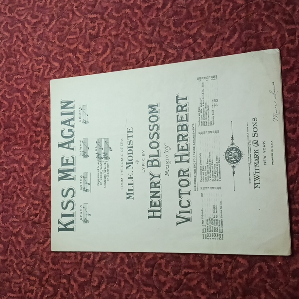 Kiss Me Again from the comic Opera